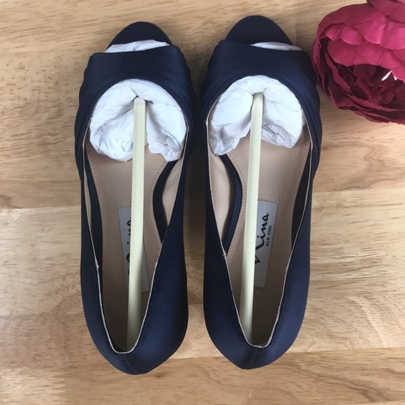 Nina Chezare Blue Satin Fabric Evening Pumps-5.5M - Picture 4 of 8